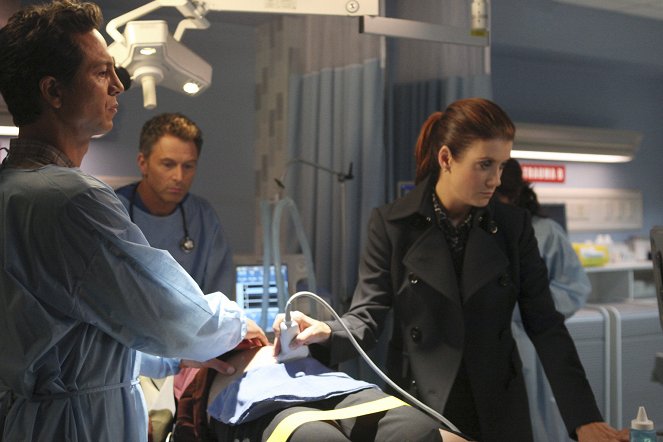 Rakkauden anatomia - Don't Stop 'Till You Get Enough - Kuvat elokuvasta - Benjamin Bratt, Tim Daly, Kate Walsh