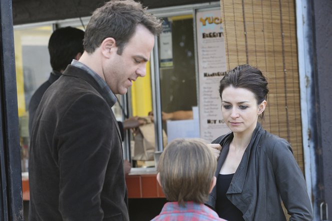 Private Practice - Don't Stop 'Till You Get Enough - Photos - Paul Adelstein, Caterina Scorsone