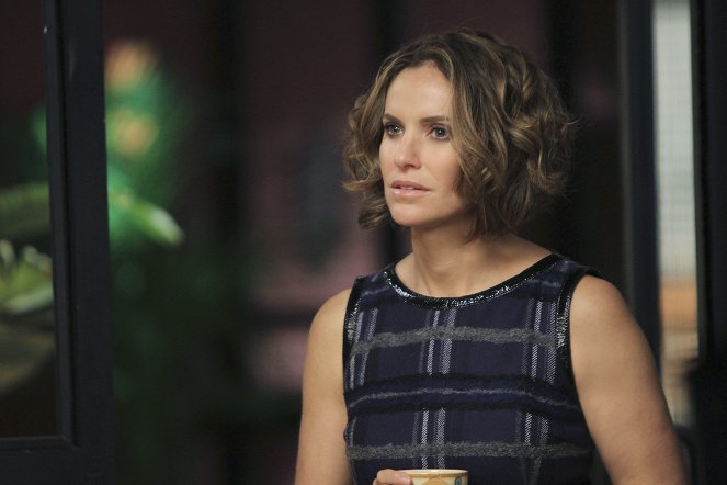 Private Practice - Who We Are - Photos - Amy Brenneman