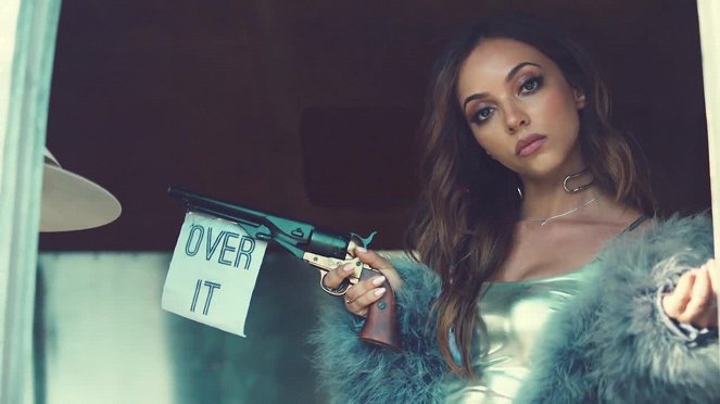 Little Mix - Shout Out to My Ex - Van film - Jade Thirlwall
