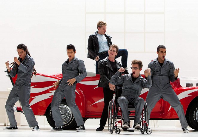 Glee - Vaselina - De la película - Samuel Larsen, Harry Shum Jr., Chord Overstreet, Blake Jenner, Kevin McHale, Jacob Artist