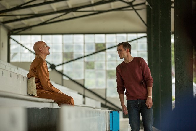 Collide - Photos - Ben Kingsley, Nicholas Hoult