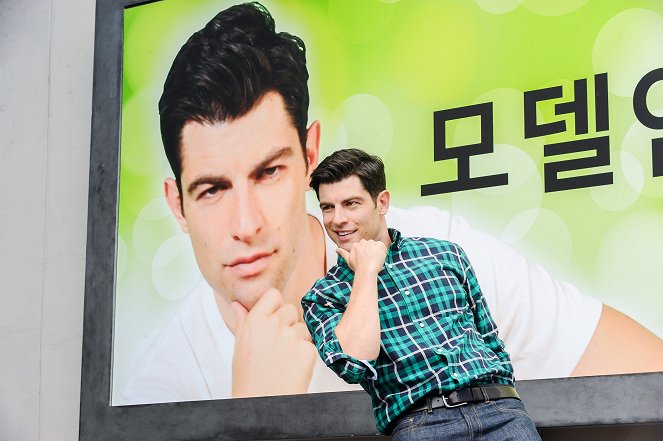 New Girl - Micro - Photos - Max Greenfield