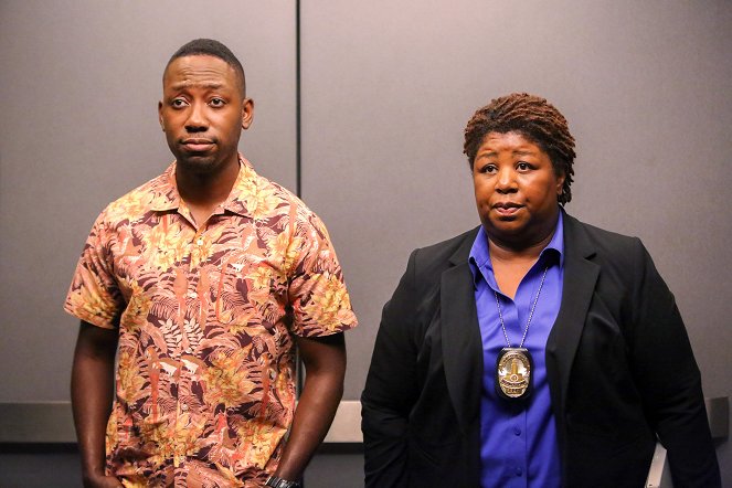 Nová holka - Kontrola pozadí - Z filmu - Lamorne Morris, Cleo King