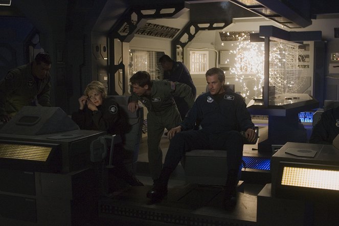 Stargate Kommando SG-1 - Ethon - Filmfotos - Amanda Tapping, Barclay Hope