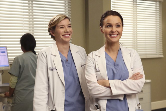 Grey's Anatomy - Season 10 - I'm Winning - Photos - Tessa Ferrer, Camilla Luddington