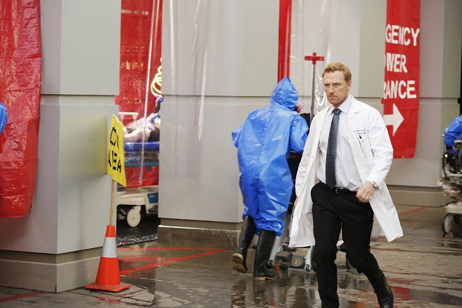 Grey's Anatomy - Fear (of the Unknown) - Photos - Kevin McKidd