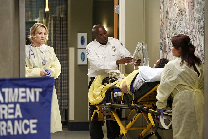 Grey's Anatomy - Season 10 - Fear (of the Unknown) - Photos - Jessica Capshaw