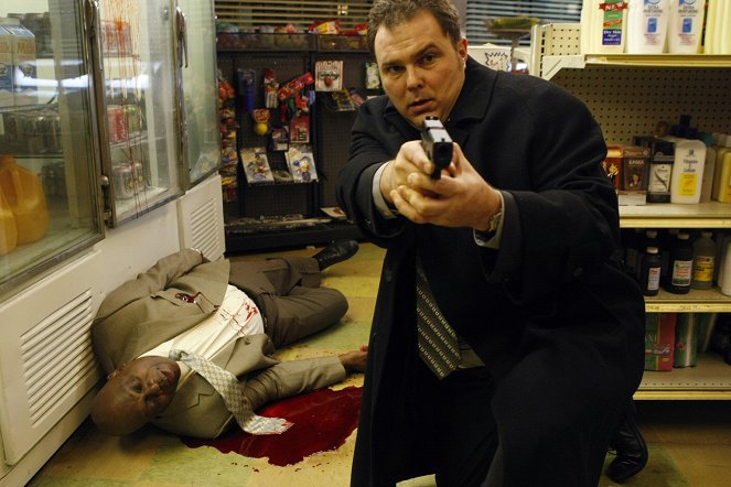 Cold Case - Officer Down - Do filme - Thom Barry, Jeremy Ratchford