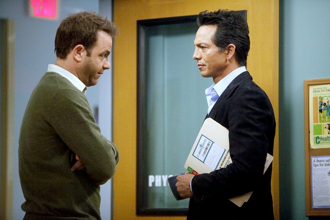 Private Practice - Too Much - Photos - Paul Adelstein, Benjamin Bratt