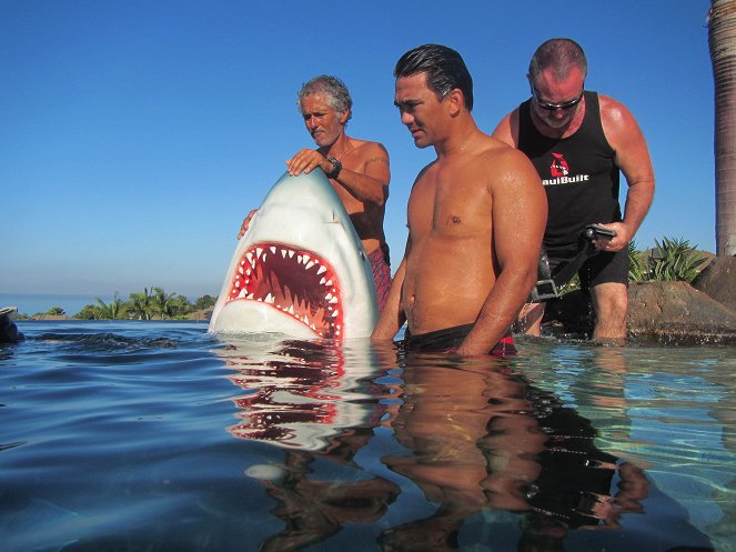 Když útočí žraloci: Past na turisty - Z filmu