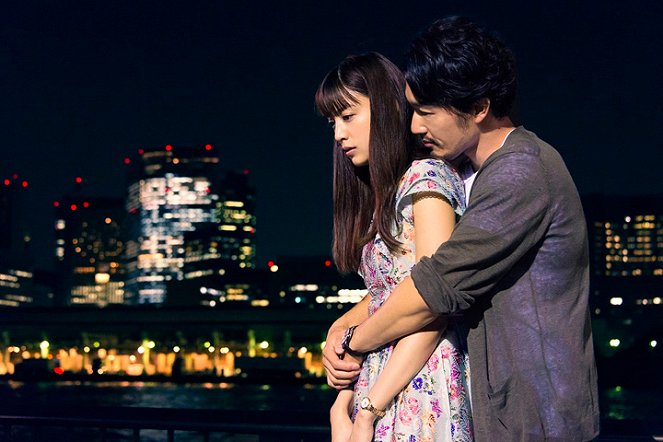Tókjó Arisu - Filmfotók - 山本美月, Ryohei Otani