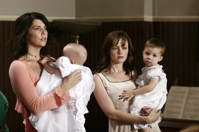 Kochane kłopoty - Season 6 - Dwie matki chrzestne - Z filmu - Lauren Graham, Alexis Bledel