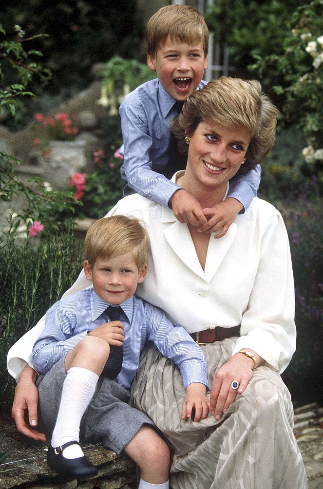 Diana, naše matka - Z filmu - Princ Henry z Walesu, princ William, princezna Diana