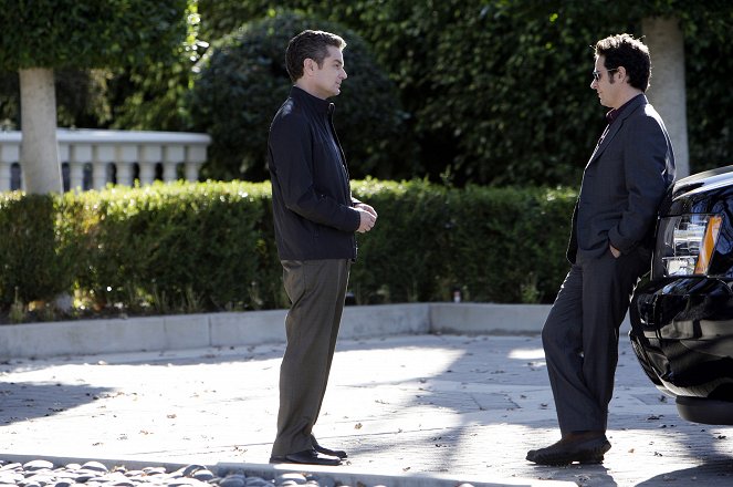 Numb3rs - Guilt Trip - Photos - James Marsters, Rob Morrow