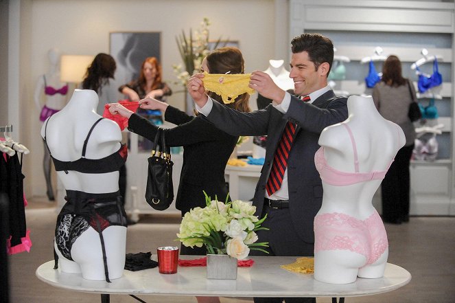 New Girl - Panty Gate - Photos - Max Greenfield
