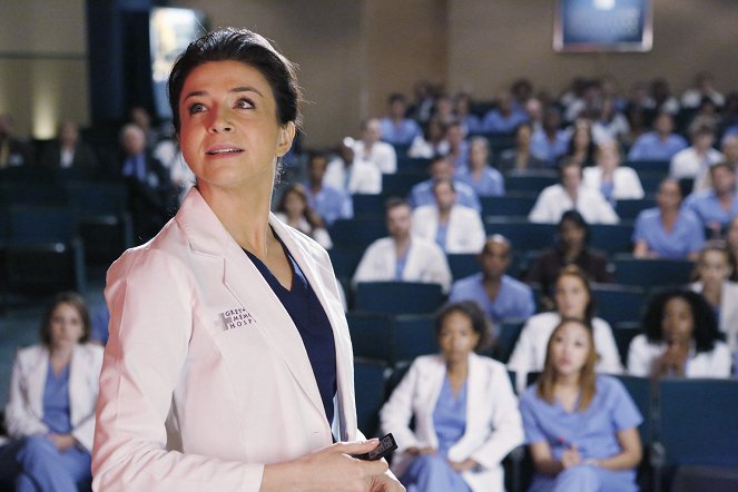 Grey's Anatomy - Staring at the End - Photos - Caterina Scorsone