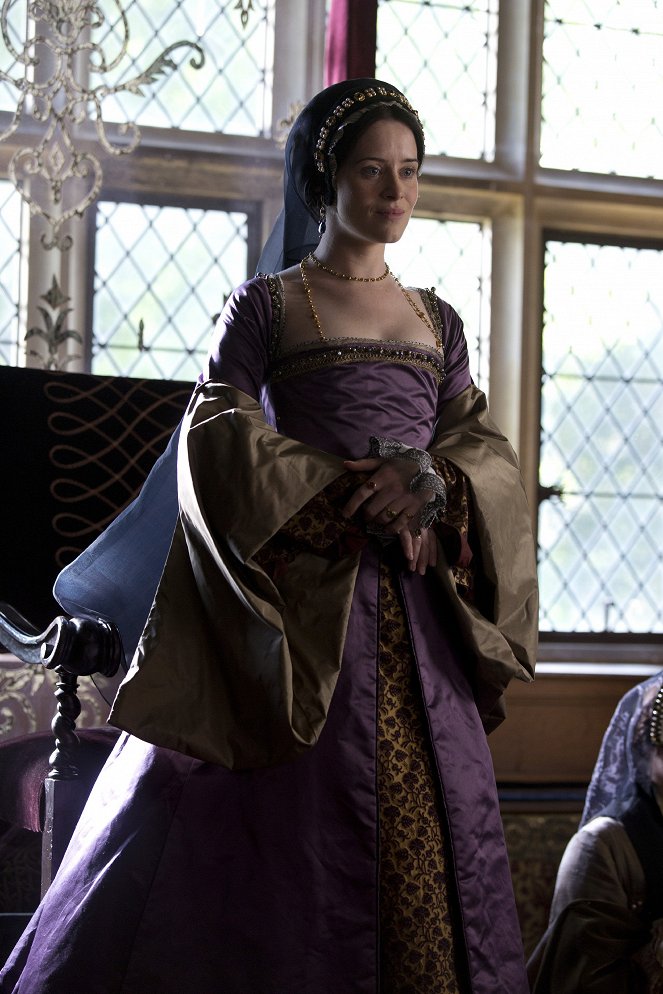 Wolf Hall - Master of Phantoms - Photos - Claire Foy