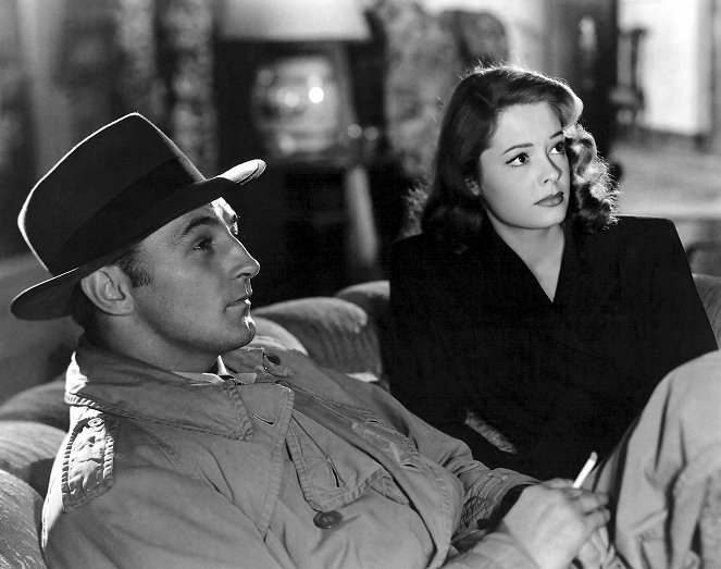 Out of the Past - Photos - Robert Mitchum, Jane Greer