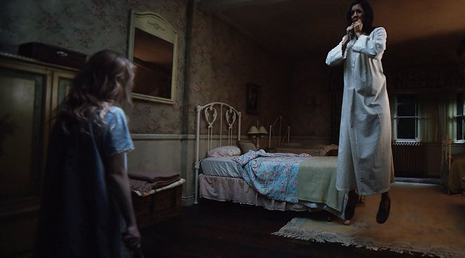 Annabelle: Narodziny zła - Z filmu - Stephanie Sigman