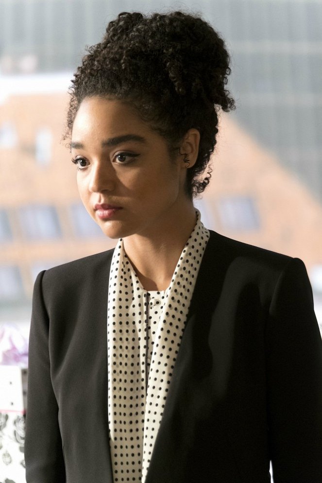 The Bold Type - The Woman Behind the Clothes - Van film - Aisha Dee