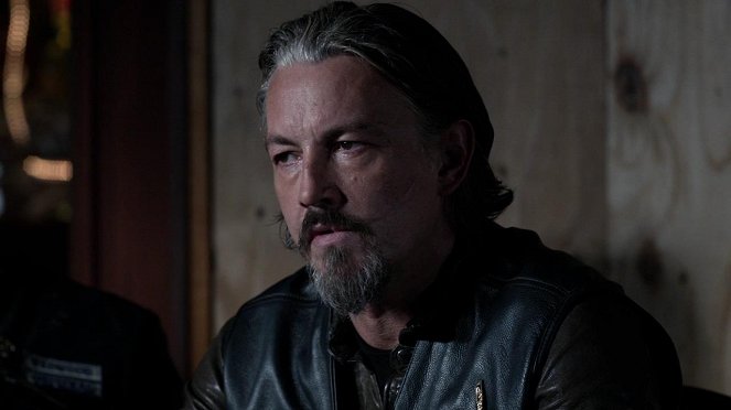 Sons of Anarchy - Family Recipe - Van film - Tommy Flanagan