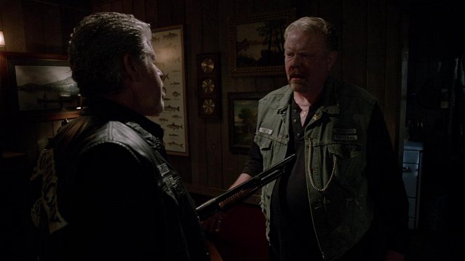 Sons of Anarchy - Family Recipe - Van film - Ron Perlman, William Lucking