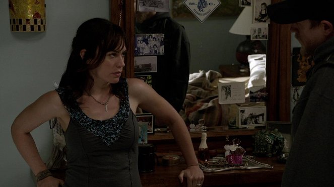 Sons of Anarchy - O beijo - Do filme - Maggie Siff