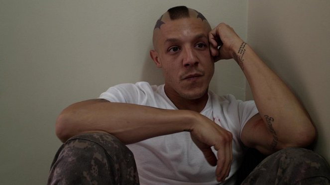 Sons of Anarchy - Hands - Photos - Theo Rossi