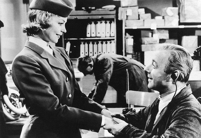 Escale à Orly - Film - Heinz Rühmann