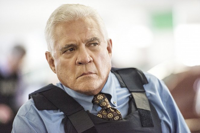 Major Crimes - Jane Doe #38 - Photos - G. W. Bailey