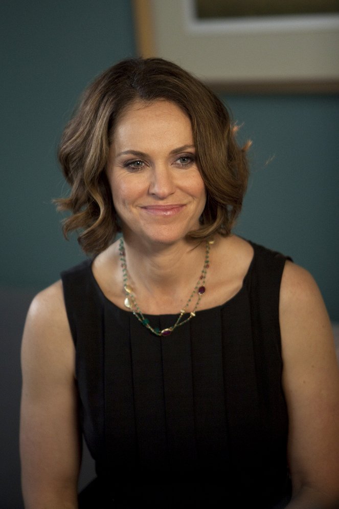 Private Practice - Drifting Back - Photos - Amy Brenneman