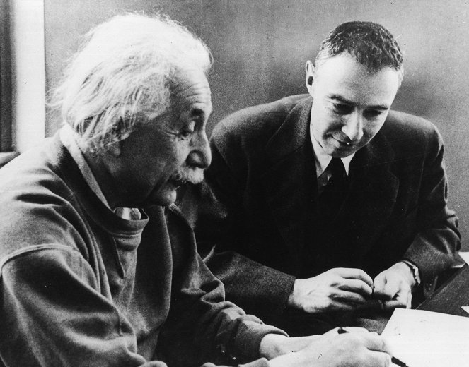 Albert Einstein, J. Robert Oppenheimer