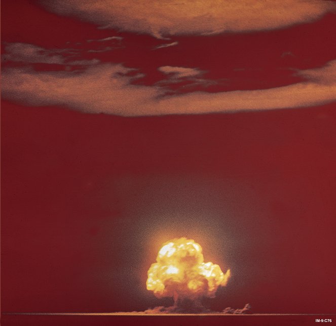 Bomba, která mohla zničit lidstvo - Z filmu