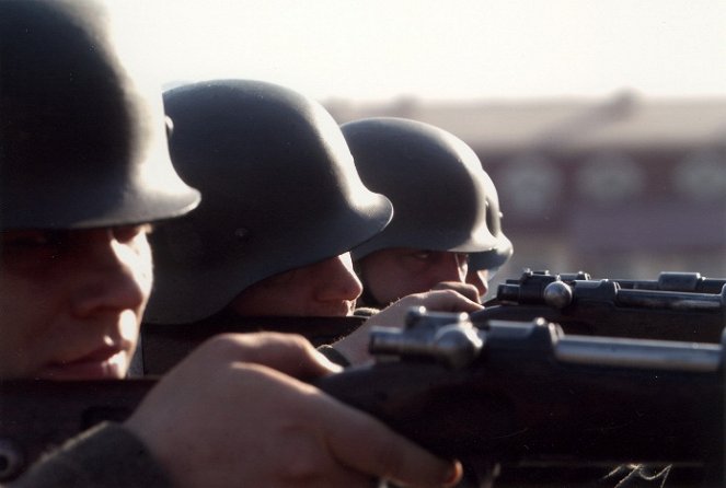 Die Wehrmacht - Eine Bilanz - Kuvat elokuvasta