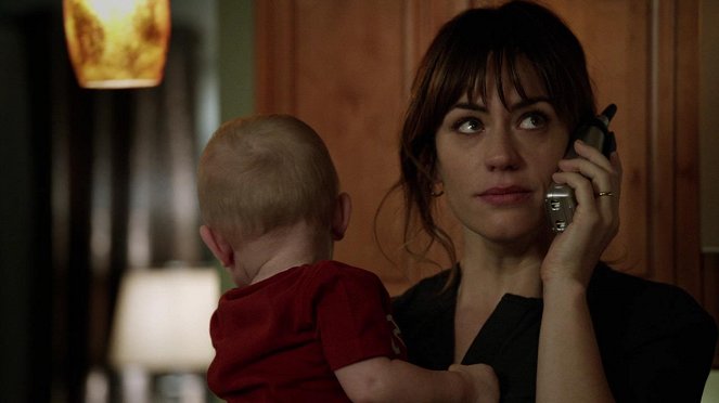 Sons of Anarchy - Season 5 - Laying Pipe - Photos - Maggie Siff