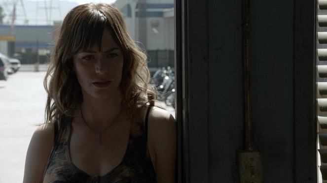 Sons of Anarchy - Toad's Wild Ride - Photos - Maggie Siff