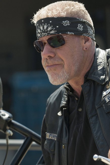 Sons of Anarchy - Andare Pescare - Photos - Ron Perlman