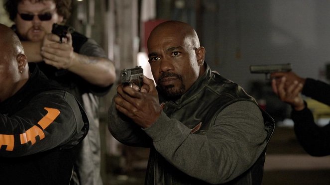 Sons of Anarchy - Crucifixed - Photos - Michael Beach