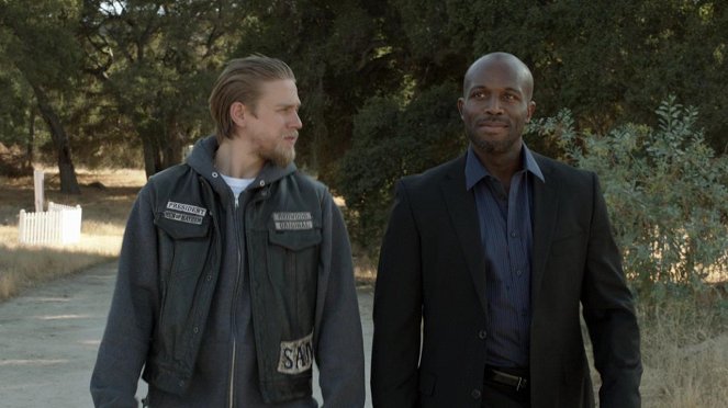 Sons of Anarchy - Darthy - Photos - Charlie Hunnam, Billy Brown