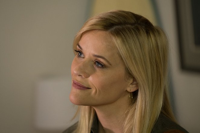 Home Again - Photos - Reese Witherspoon