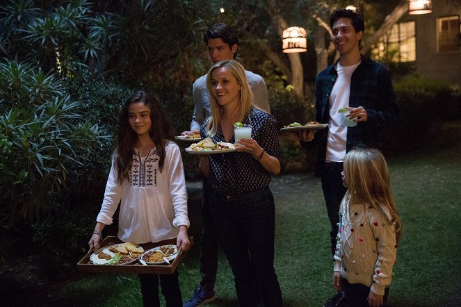 Home Again - Photos - Lola Flanery, Pico Alexander, Reese Witherspoon, Nat Wolff