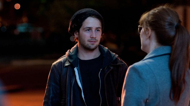 Miss Sinclair - De la película - Michael Angarano