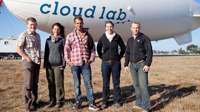 Operation Cloud Lab - De la película