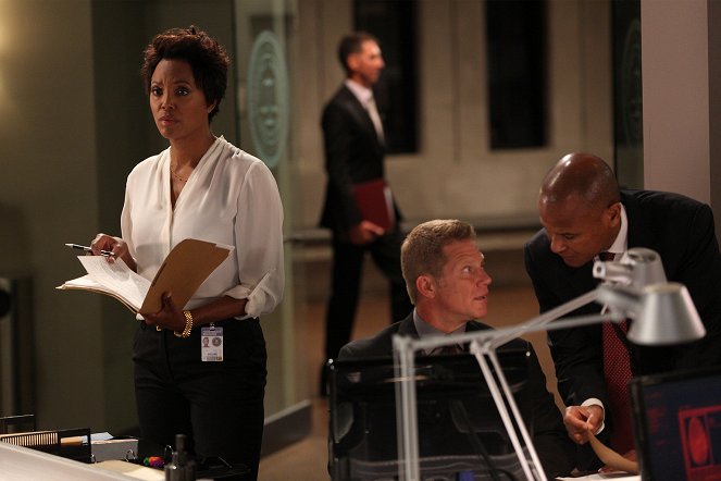 Criminal Minds - Season 11 - The Job - Photos - Aisha Tyler