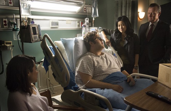 Scorpion - Season 1 - Revenge - Photos - Ari Stidham, Jadyn Wong, Robert Patrick