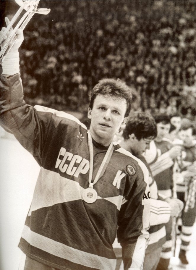 Red Army. La guerra fría sobre el hielo - De la película - Viacheslav Fetisov