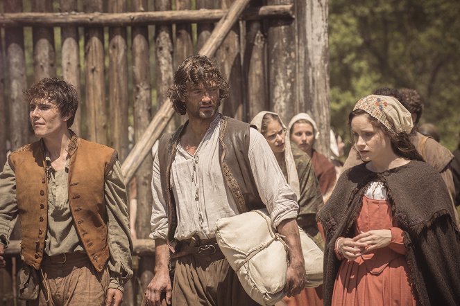 Jamestown - Episode 1 - Photos - Max Beesley, Sophie Rundle