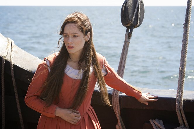 Jamestown - Season 1 - Episode 1 - Photos - Sophie Rundle