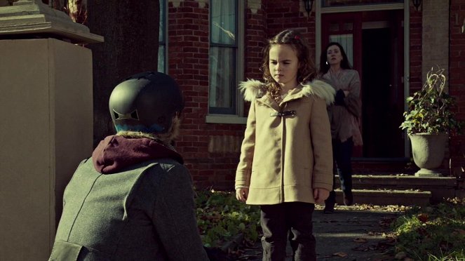 Orphan Black - Season 1 - Instinct - Kuvat elokuvasta - Skyler Wexler